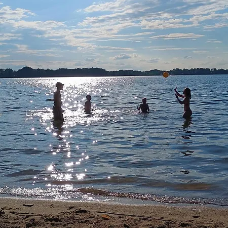 Obok Plazy Кемпинг