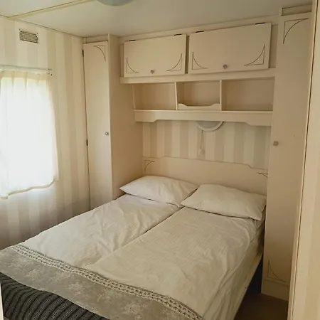 Кемпинг Obok Plazy