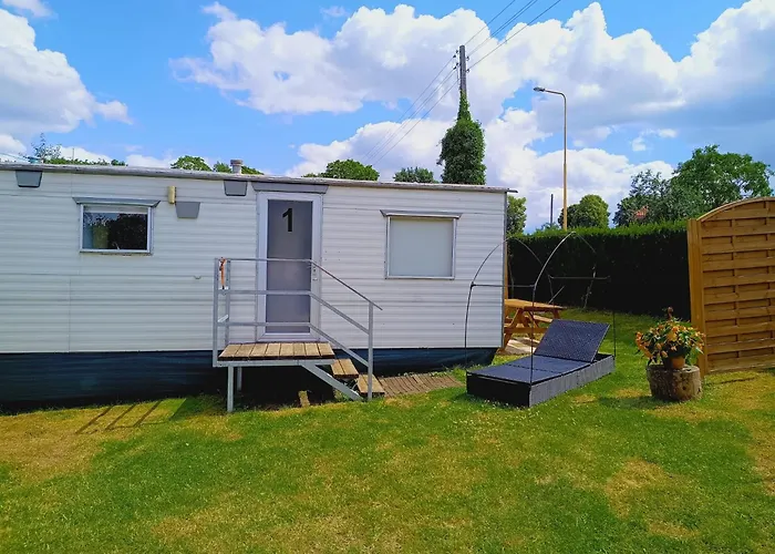 Obok Plazy Camping *